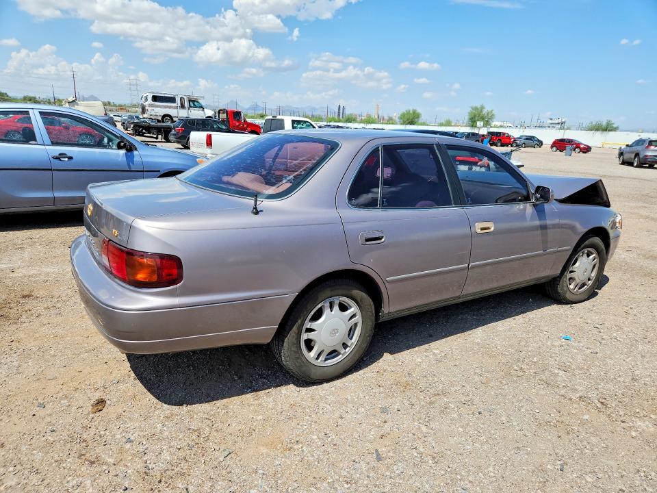 Photo 3 from auction – 1996 TOYOTA CAMRY with VIN 4T1BF12K9TU136759