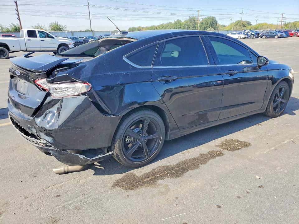 Photo 3 from auction – 2016 FORD FUSION with VIN 3FA6P0H74GR172894
