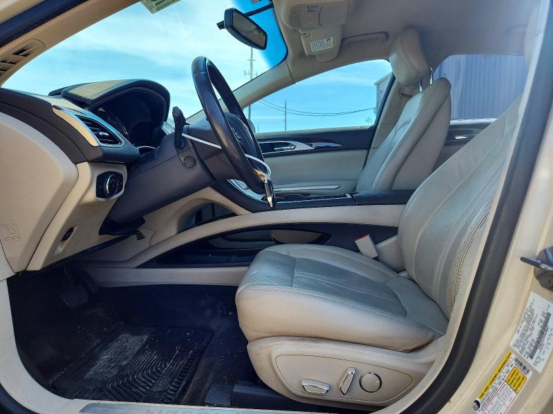 صورة رقم 7 من المزاد - 2016 LINCOLN MKZ مع VIN 3LN6L2LU2GR628661