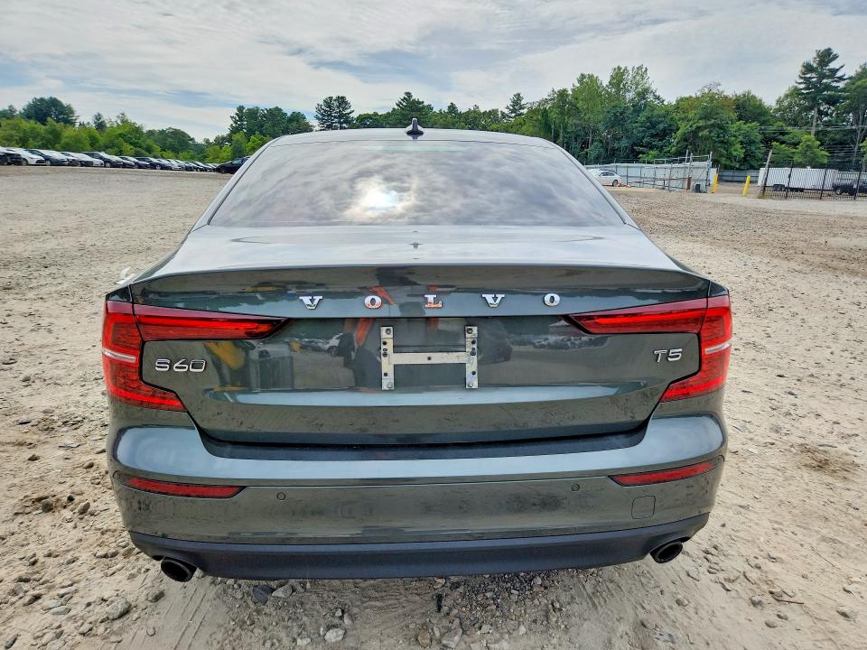 Photo 6 from auction – 2020 VOLVO S60 with VIN 7JR102FK3LG039803