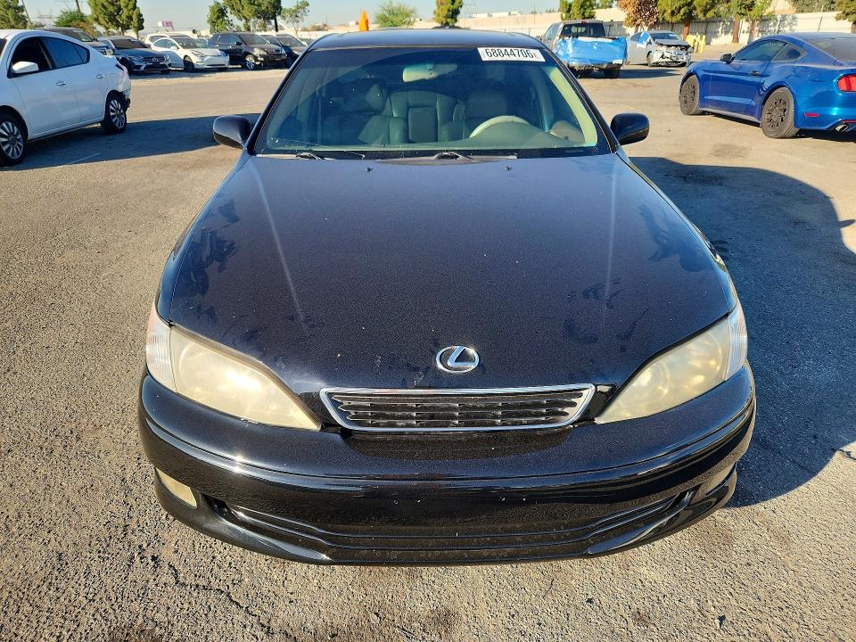 Фото 5 с аукциона – 2000 LEXUS ES с VIN JT8BF28G4Y5077908