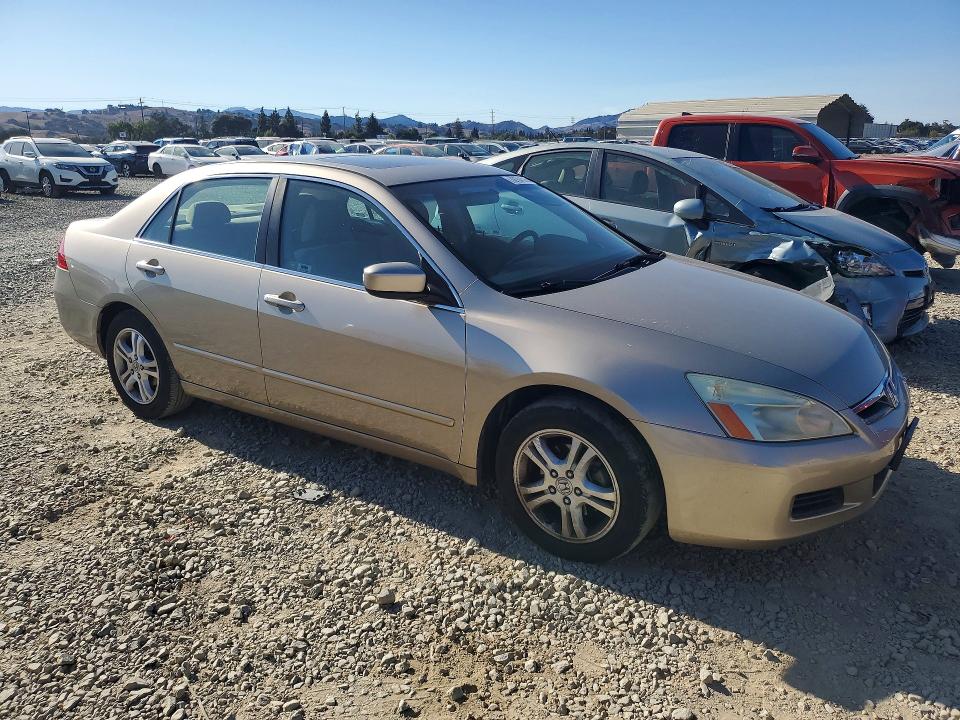 Photo 4 from auction – 2006 HONDA ACCORD with VIN 1HGCM56706A106942