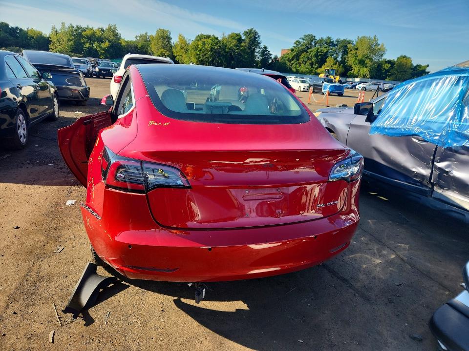 Foto 6 de la subasta – 2018 TESLA MODEL 3 con VIN 5YJ3E1EB7JF075117