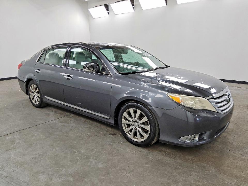 Photo 4 from auction – 2011 TOYOTA AVALON with VIN 4T1BK3DB9BU384187