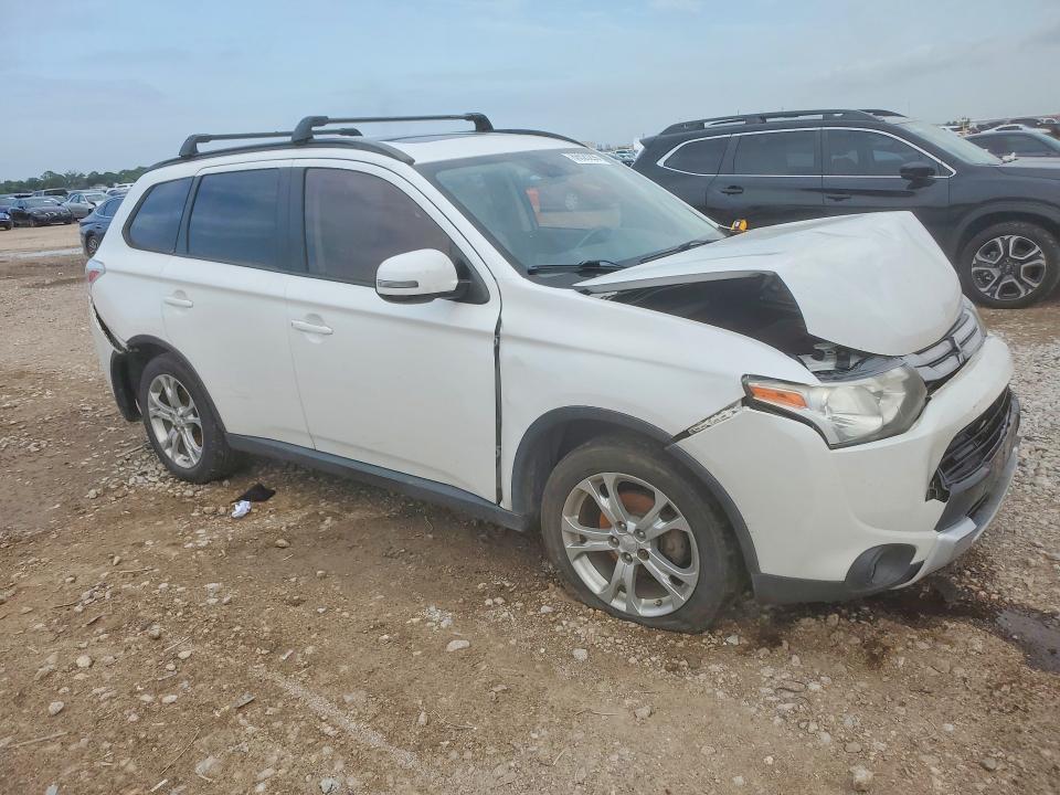Снимка 4 от търг – 2015 MITSUBISHI OUTLANDER с VIN JA4AD3A34FZ005347