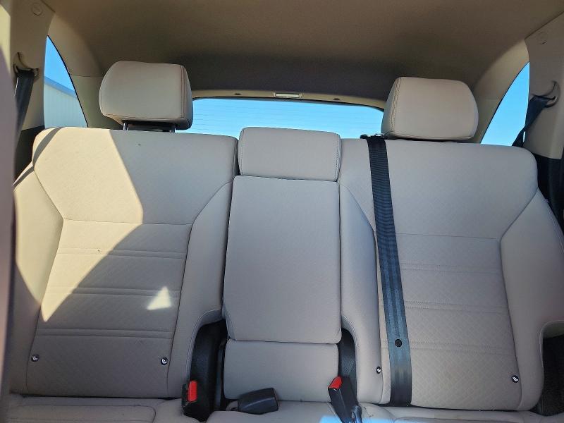 Photo 10 from auction – 2018 KIA SORENTO with VIN 5XYPG4A31JG344233