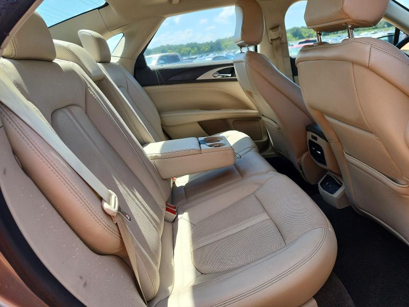 Zdjęcie 10 z aukcji – 2020 LINCOLN MKZ z VIN 3LN6L5E9XLR619081