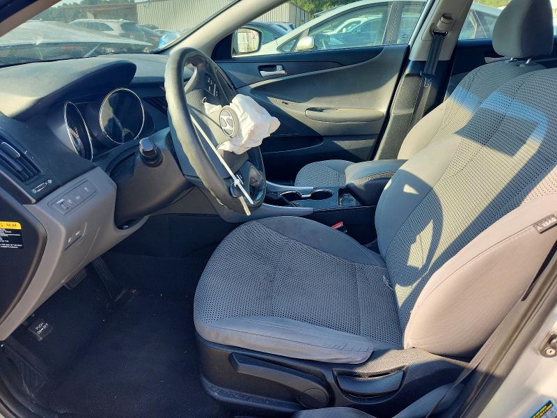 Photo 7 from auction – 2011 HYUNDAI SONATA with VIN 5NPEB4AC7BH290095