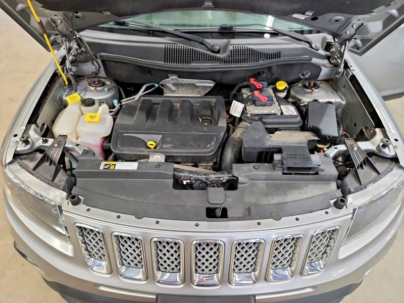 Снимка 12 от търг – 2016 JEEP COMPASS с VIN 1C4NJDEB6GD733712