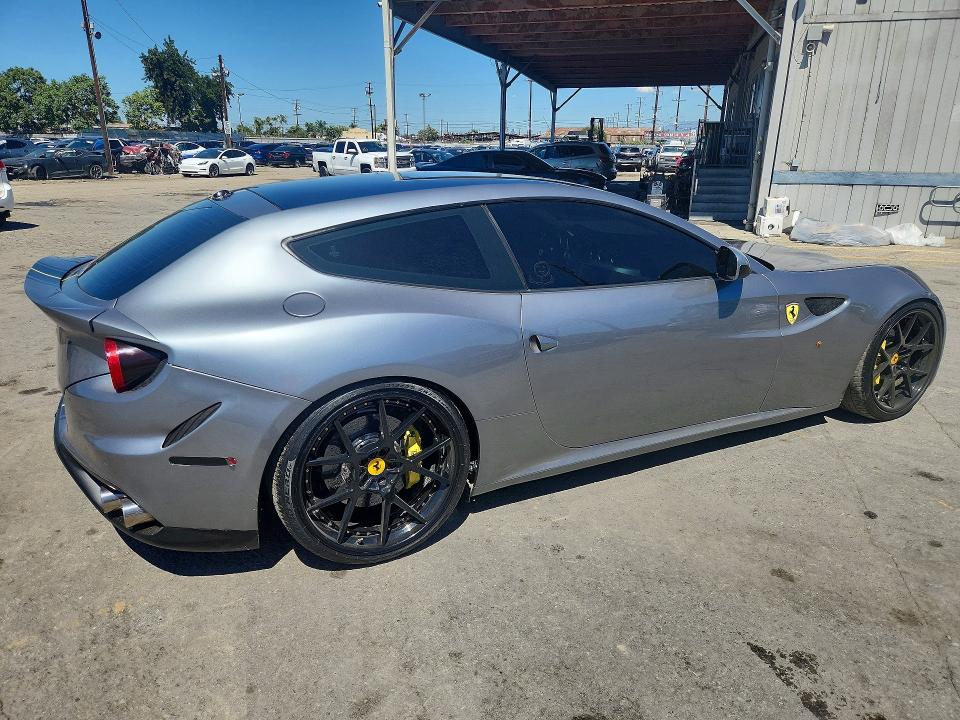 صورة رقم 3 من المزاد - 2016 FERRARI FF مع VIN ZFF73SKA7G0216026