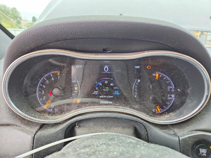 Photo 9 from auction – 2015 JEEP GRAND CHEROKEE with VIN 1C4RJFBG2FC684803
