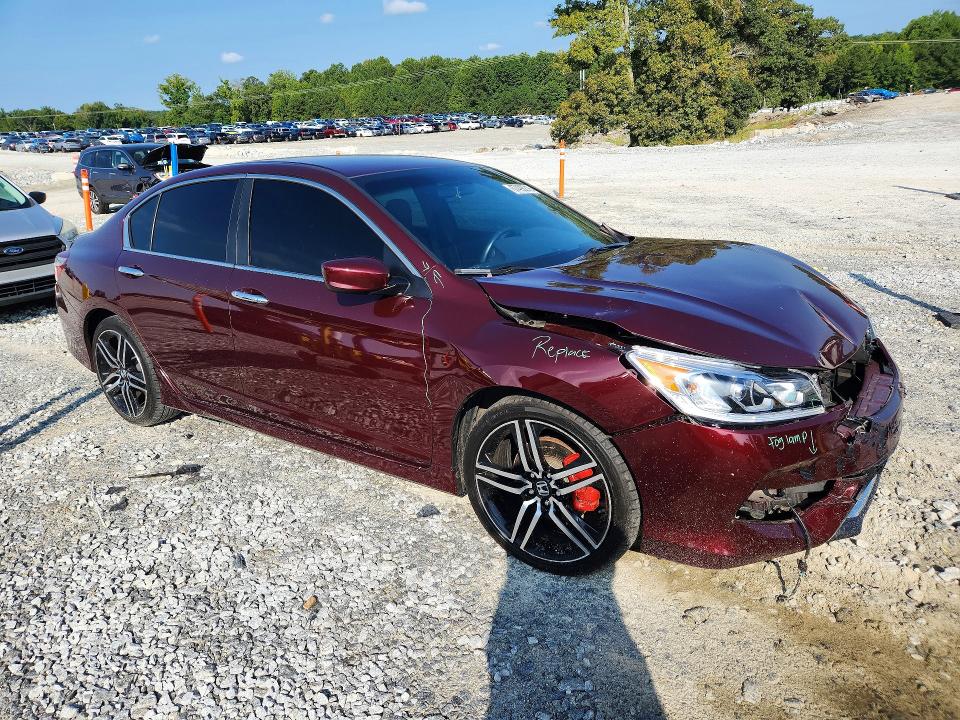Zdjęcie 4 z aukcji – 2017 HONDA ACCORD z VIN 1HGCR2F54HA178194