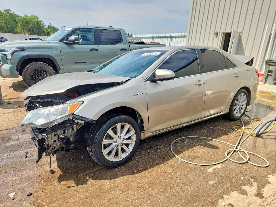 2014 TOYOTA CAMRY HYBRID - Търг №67690136