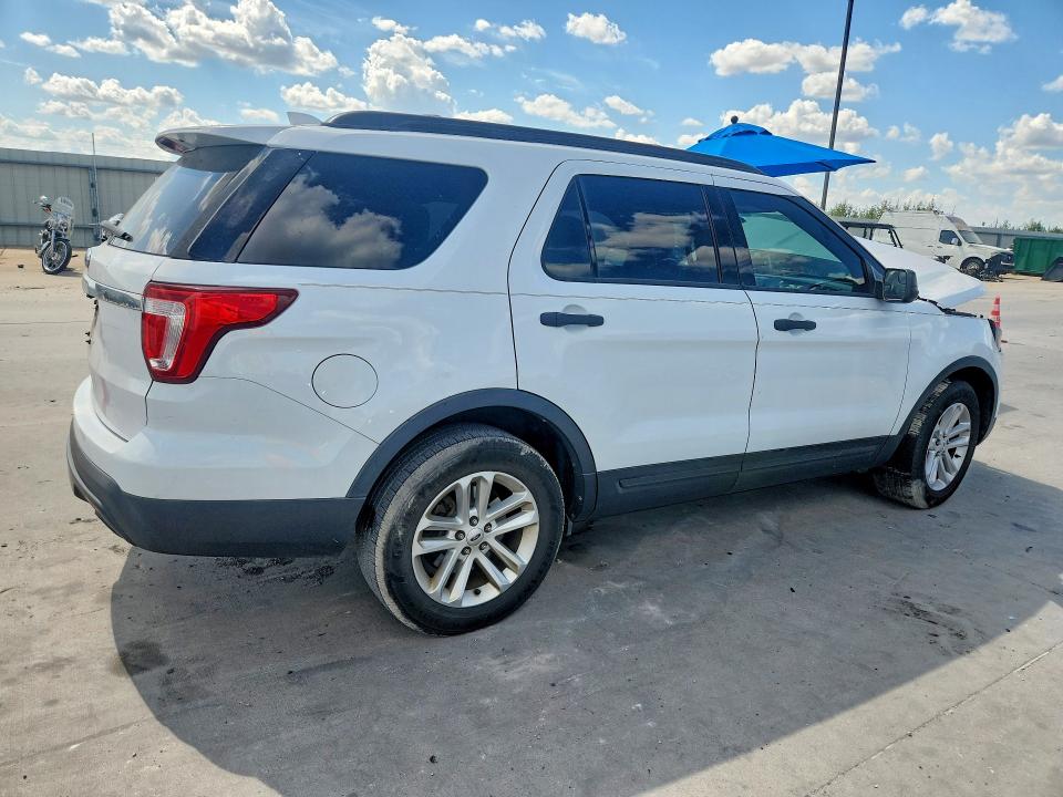 Zdjęcie 3 z aukcji – 2017 FORD EXPLORER z VIN 1FM5K7B83HGD40124