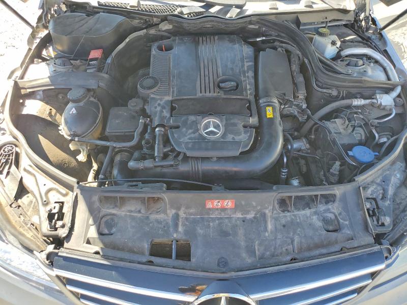 Photo 11 from auction – 2014 MERCEDES-BENZ C with VIN WDDGF4HB0EA968035