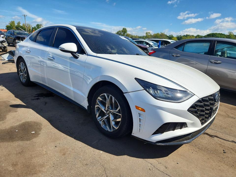 Photo 4 from auction – 2022 HYUNDAI SONATA with VIN KMHL14JA9NA188264