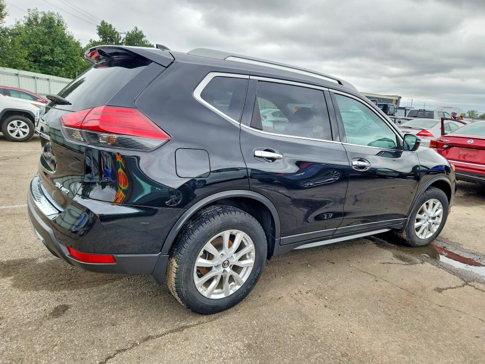 Photo 3 from auction – 2017 NISSAN ROGUE with VIN 5N1AT2MV9HC887178