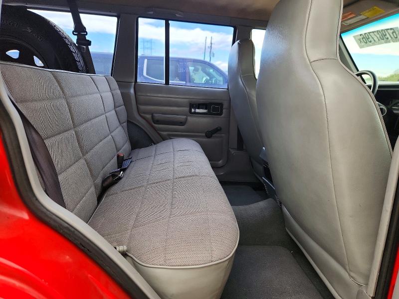 Photo 11 from auction – 1996 JEEP CHEROKEE with VIN 1J4FJ28S0TL300935