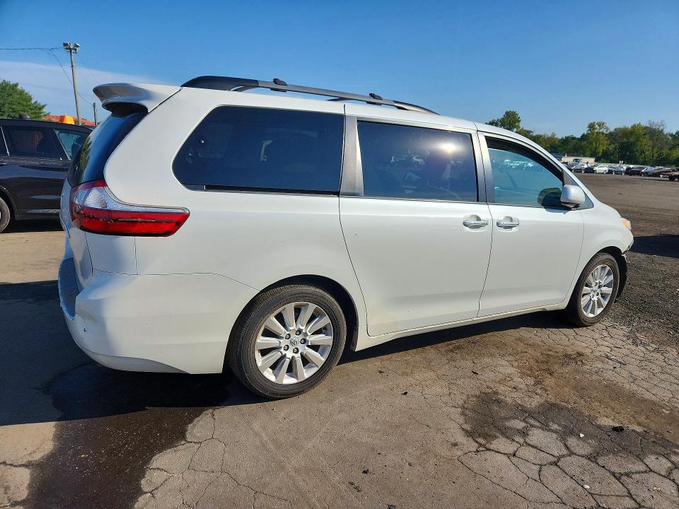 Photo 3 from auction – 2015 TOYOTA SIENNA with VIN 5TDDK3DC8FS106770