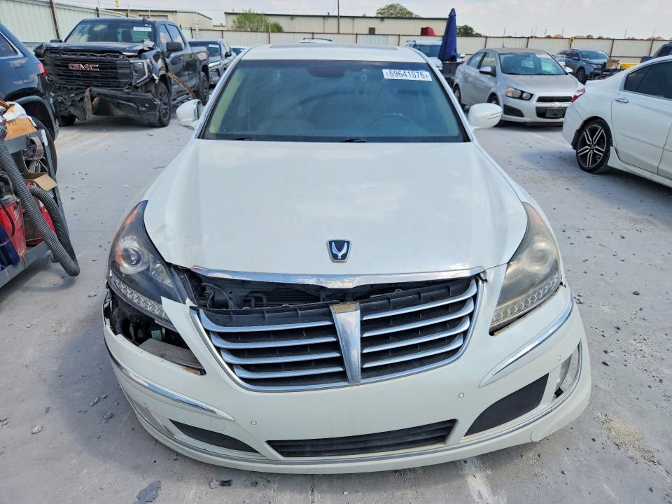 Photo 5 from auction – 2011 HYUNDAI EQUUS with VIN KMHGH4JF3BU029453