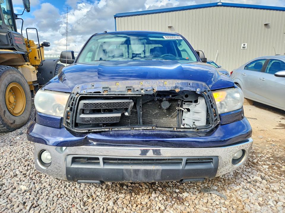 Снимка 5 от търг – 2010 TOYOTA TUNDRA с VIN 5TFUW5F15AX141054