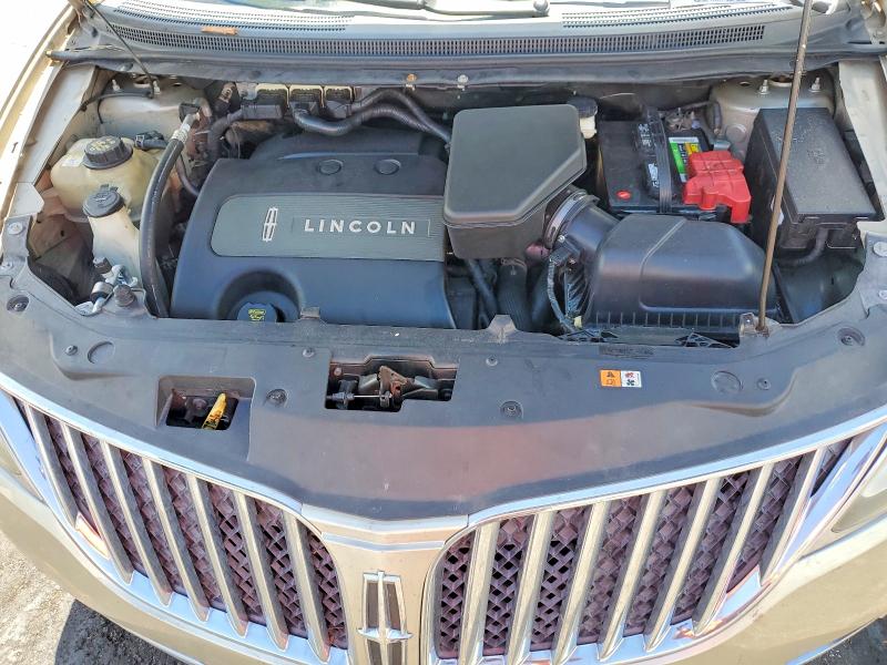 Photo 11 from auction – 2011 LINCOLN MKX with VIN 2LMDJ6JK9BBJ01041