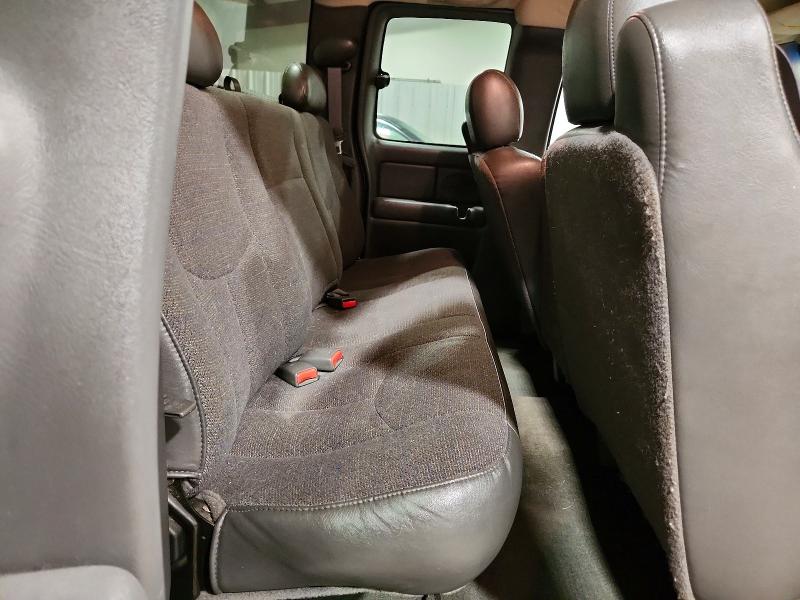 Foto 10 de la subasta – 2003 CHEVROLET SILVERADO con VIN 1GCEK19V43E318232