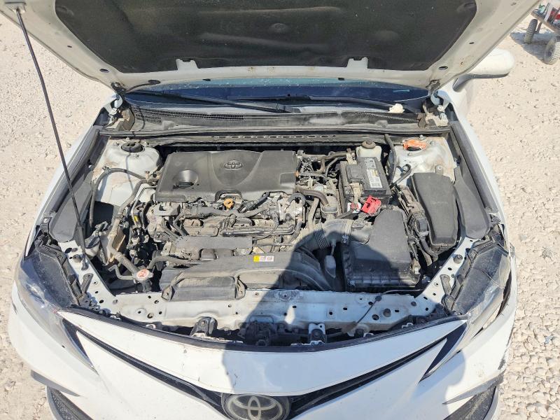 Photo 11 from auction – 2022 TOYOTA CAMRY with VIN 4T1C11AK1NU698565