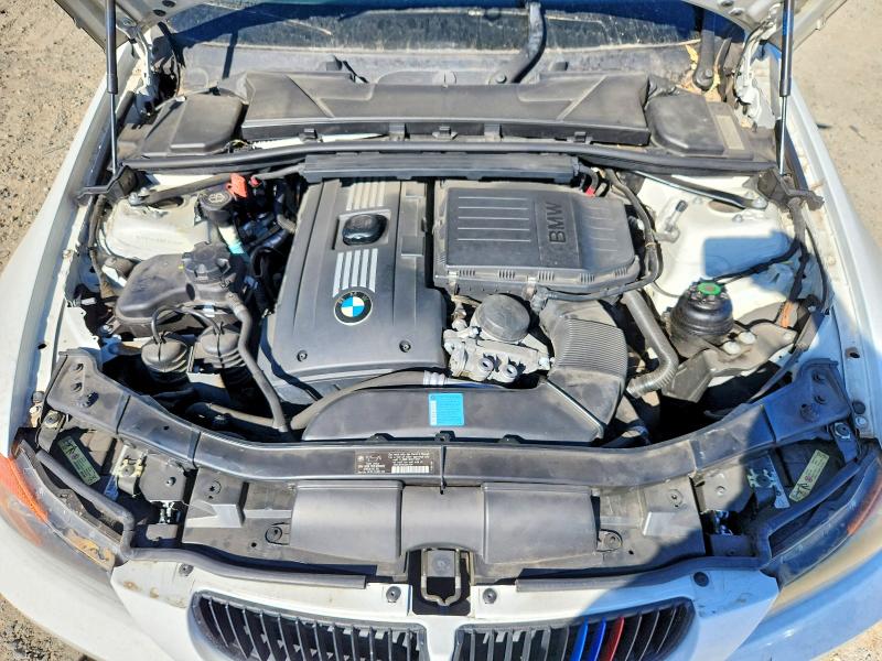 Photo 11 from auction – 2008 BMW 335 with VIN WBAVB735X8KY62624