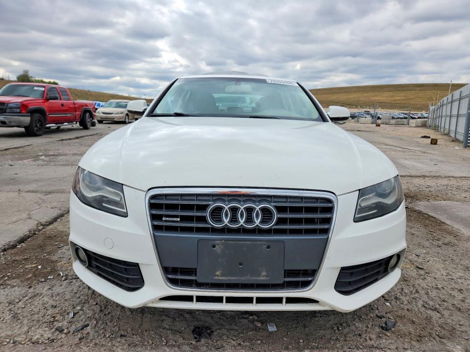 Снимка 5 от търг – 2010 AUDI A4 с VIN WAUFFAFL8AN020028