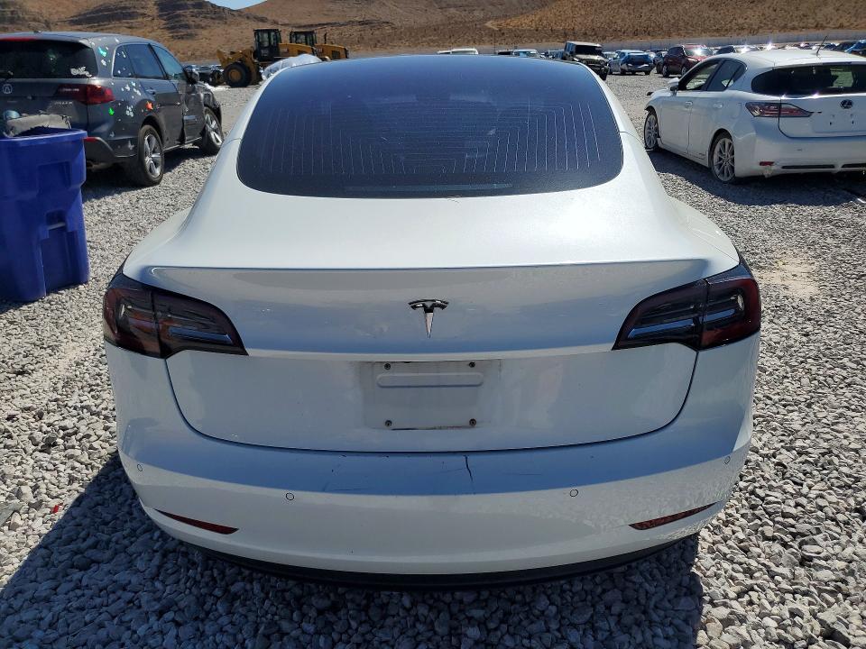 Фото 6 с аукциона – 2018 TESLA MODEL 3 с VIN 5YJ3E1EA4JF044298