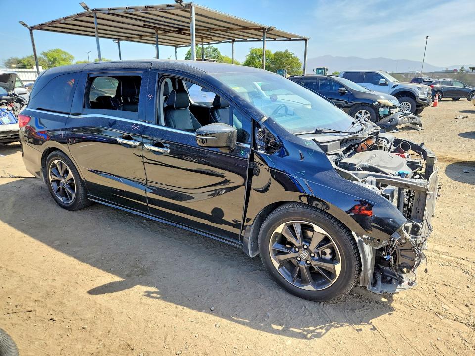 Photo 4 from auction – 2021 HONDA ODYSSEY with VIN 5FNRL6H97MB006311