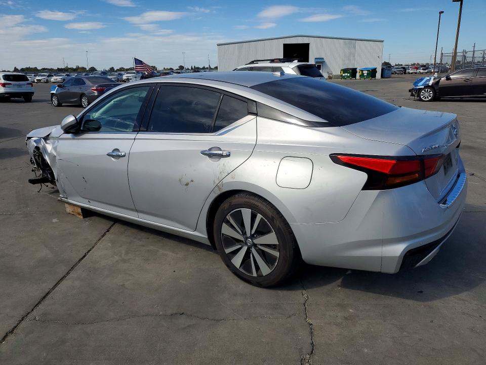 Photo 2 from auction – 2019 NISSAN ALTIMA with VIN 1N4BL4DV9KC153190