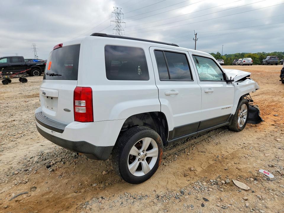 Zdjęcie 3 z aukcji – 2015 JEEP PATRIOT z VIN 1C4NJRFB6FD417785