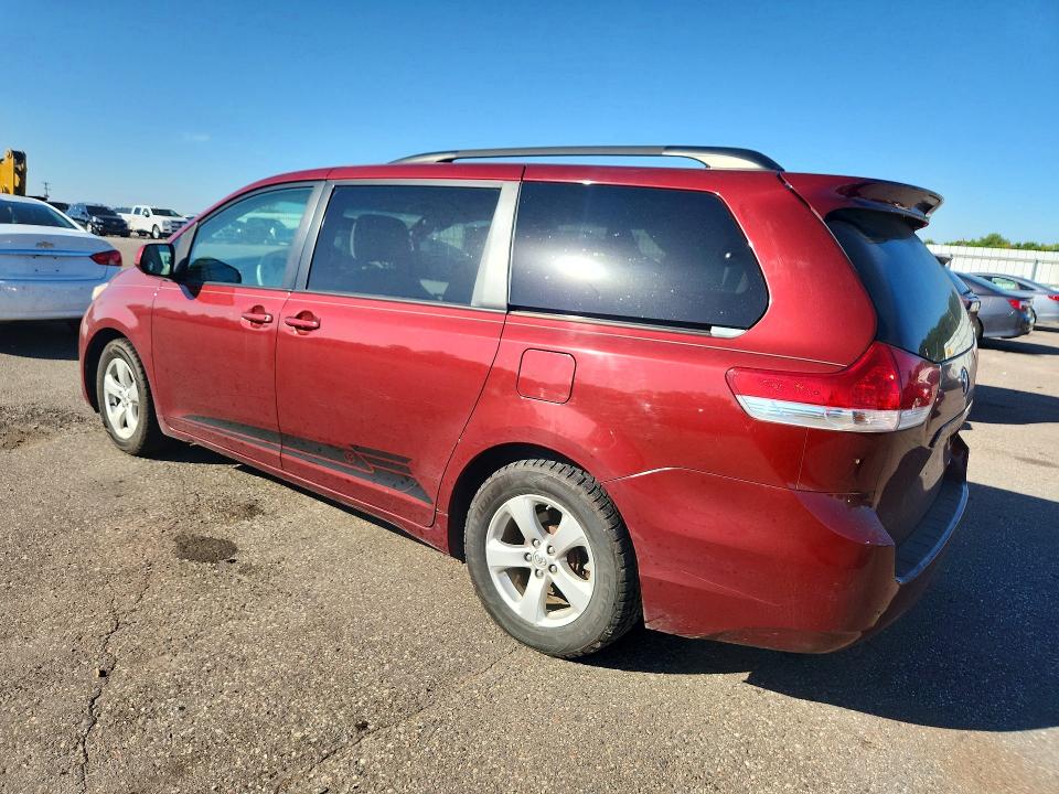 Photo 2 from auction – 2013 TOYOTA SIENNA with VIN 5TDKK3DC6DS360630