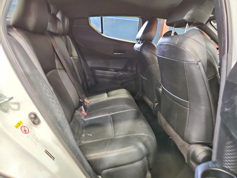 Photo 10 from auction – 2018 TOYOTA C-HR with VIN NMTKHMBX2JR042119