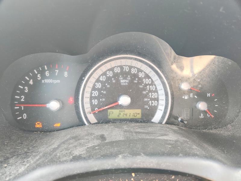 Photo 9 from auction – 2008 HYUNDAI ENTOURAGE with VIN KNDMC233386055514