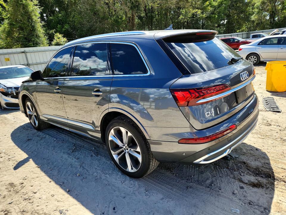 Photo 2 from auction – 2022 AUDI Q7 with VIN WA1LXBF70ND006156