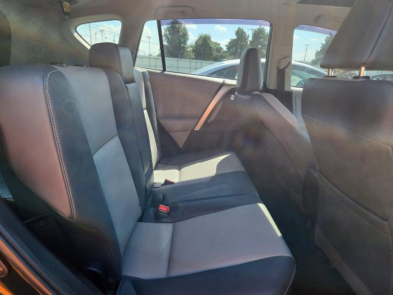 Photo 11 from auction – 2013 TOYOTA RAV4 with VIN 2T3DFREV7DW038206