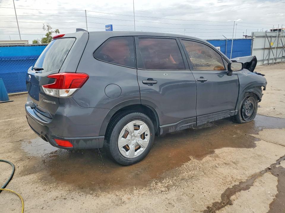 Zdjęcie 3 z aukcji – 2022 SUBARU FORESTER z VIN JF2SKAAC7NH461062