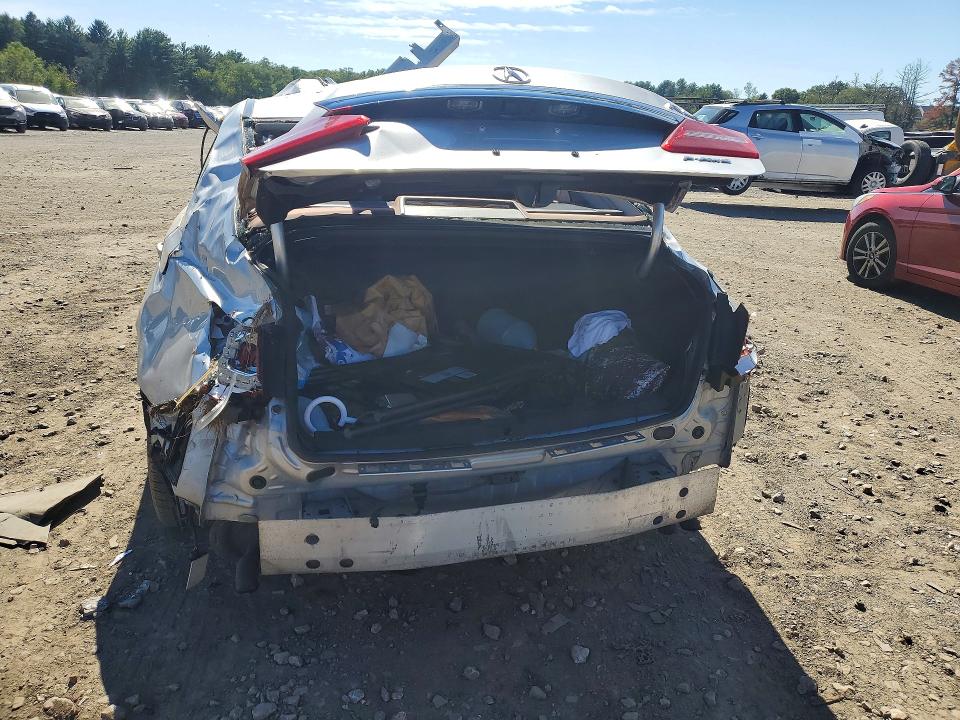 Снимка 6 от търг – 2014 ACURA RLX с VIN JH4KC1F92EC005863