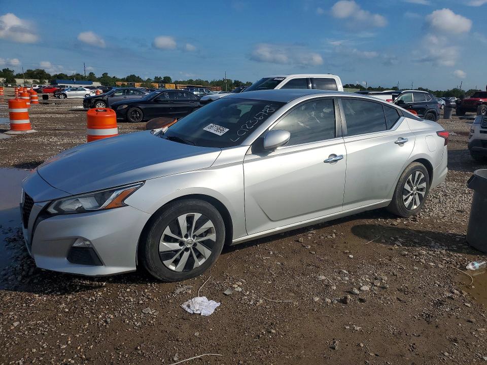 Photo 1 from auction – 2020 NISSAN ALTIMA with VIN 1N4BL4BV4LC123678