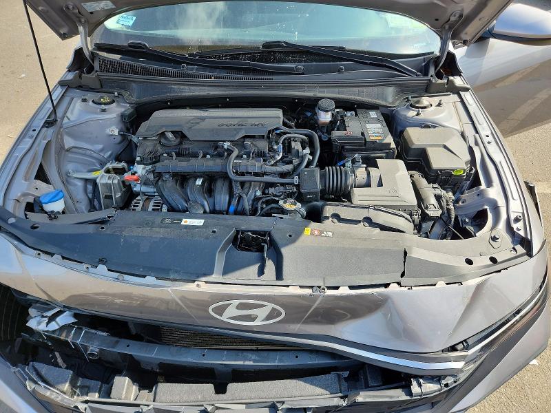Снимка 11 от търг – 2024 HYUNDAI ELANTRA с VIN KMHLM4DG9RU784020
