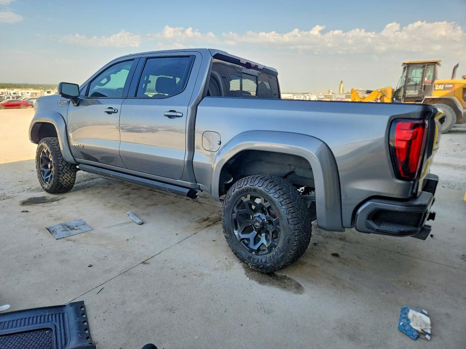 Снимка 2 от търг – 2021 GMC SIERRA с VIN 3GTP9EEL4MG228444
