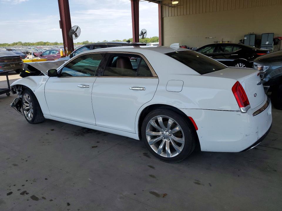 Снимка 2 от търг – 2019 CHRYSLER 300 с VIN 2C3CCAEG6KH592748