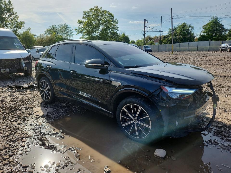 Фото 4 с аукциона – 2022 AUDI Q4 E-TRON с VIN WA1L2BFZ6NP030797