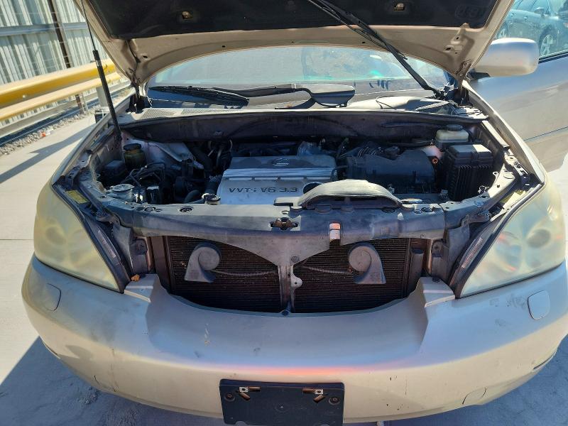 Photo 12 from auction – 2004 LEXUS RX with VIN JTJHA31UX40064357