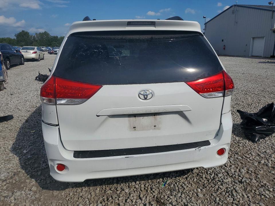 Photo 6 from auction – 2012 TOYOTA SIENNA with VIN 5TDKK3DC9CS203382