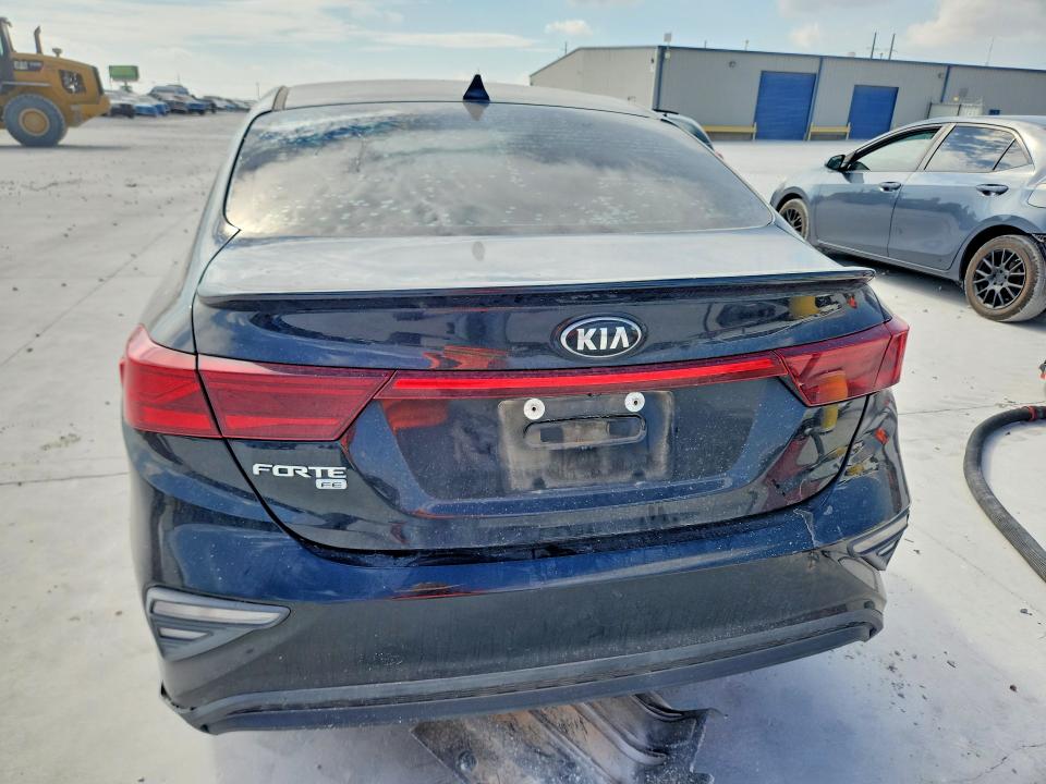 Photo 6 from auction – 2021 KIA FORTE with VIN 3KPF24AD0ME277340