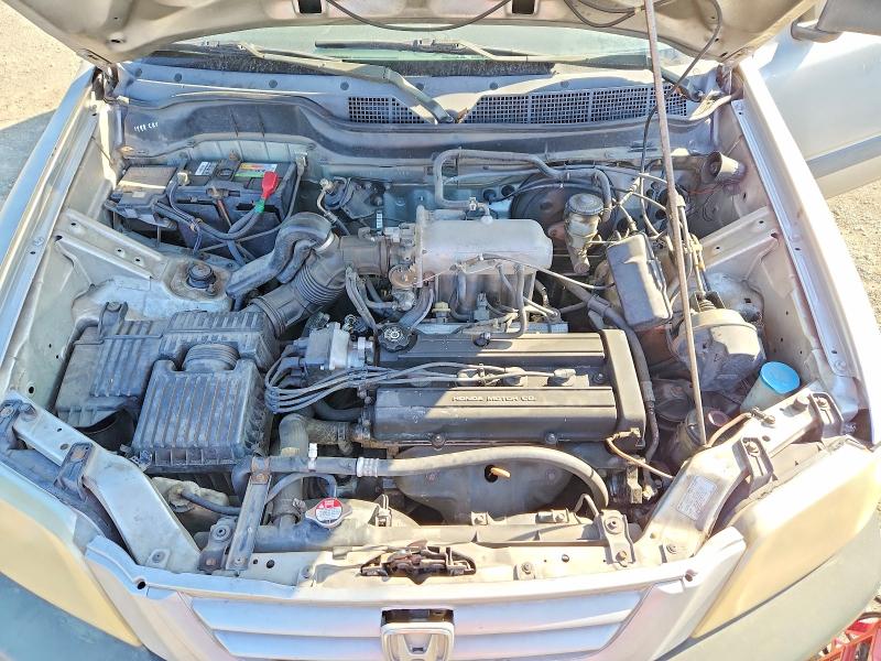 Photo 11 from auction – 1998 HONDA CR-V with VIN JHLRD284XWC002265
